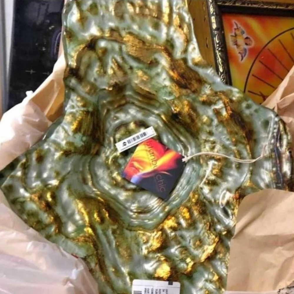 $10 CUT - 14" x 11" Turkish Glass, Clam Shell Hand Painted W/ Gold & Wood Bark - Picture 3 of 12